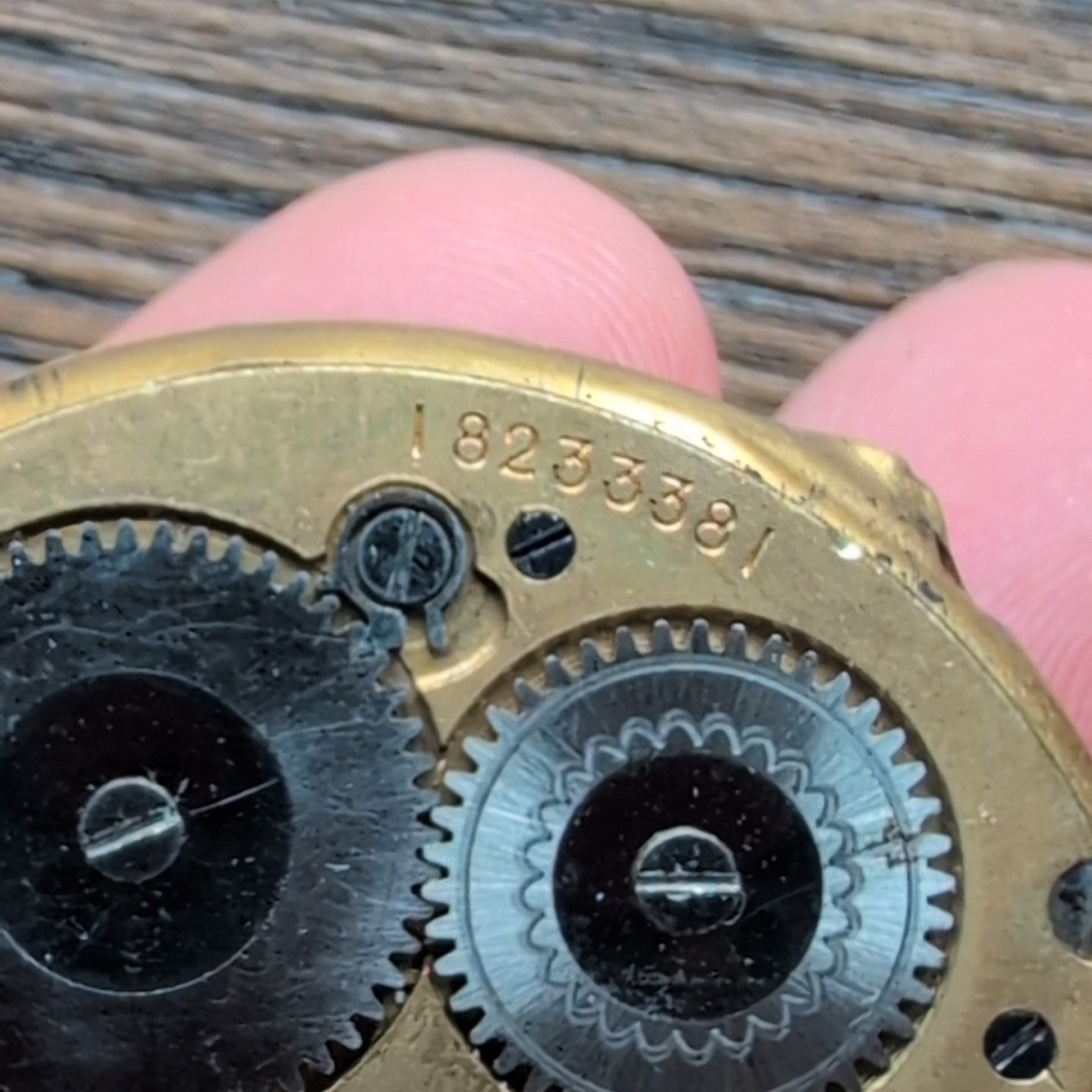 Waltham 15 Jewels Pocket Watch Movement Good Balance (AT33)