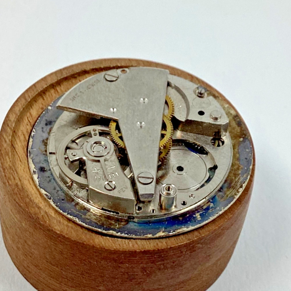 Lot Carlisle Henriline Watch Co Ebosa EB1553 Swiss 1 Runs Spare Part Repair READ