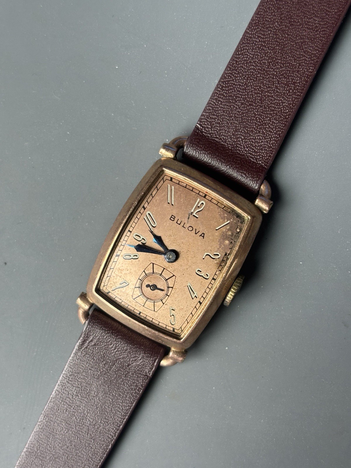 Vintage Bulova Manual Wind 17J 8AE Watch – Needs Crystal