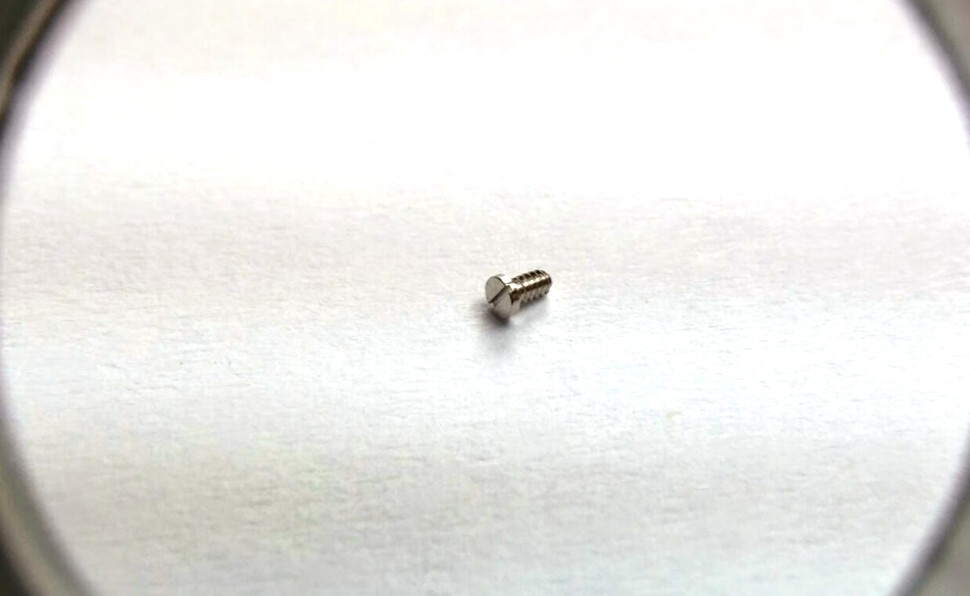 genuine ROLEX CAL. 3035 55001 BARREL BRIDGE / TRAIN WHEEL BRIDGE SCREW 1530