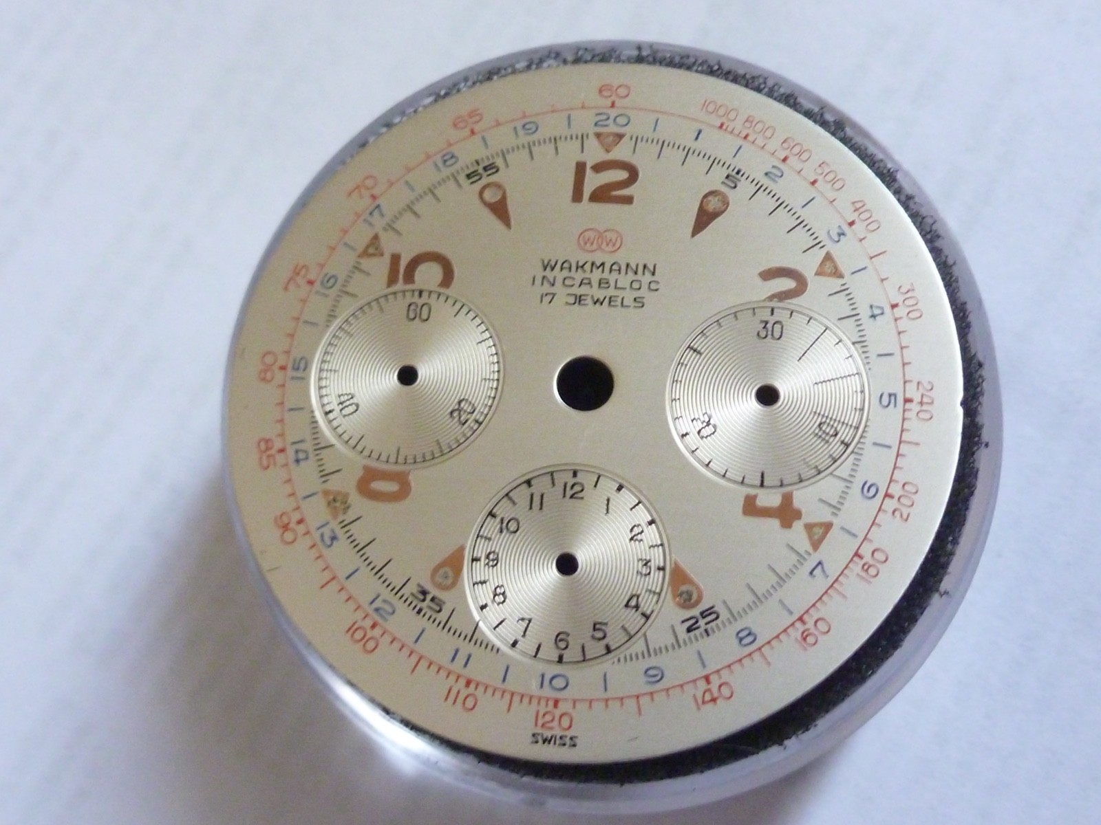 Vintage Wakmann Chronograph Dial Swiss Made Valjoux 72 Triple Register 31,5mm