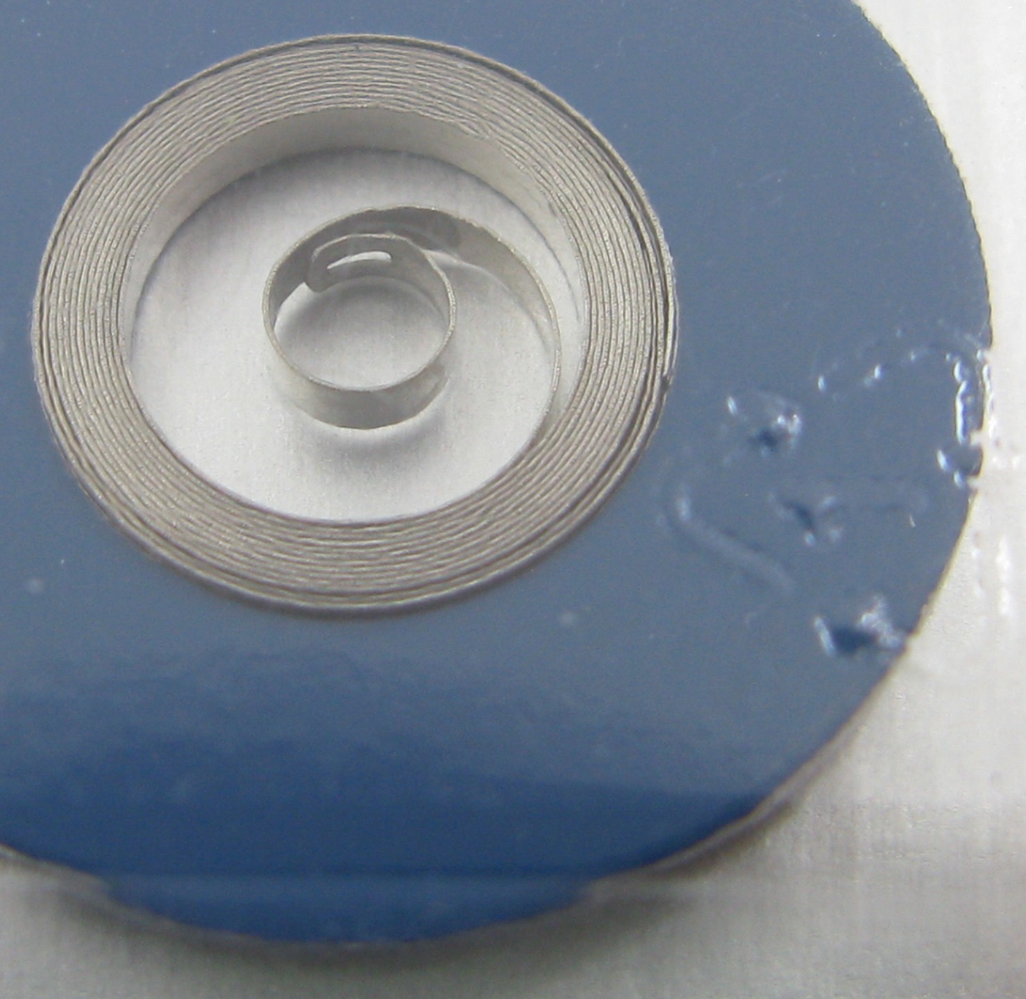 Omega 330 351 28.10 RA … automatic watch part 771 white alloy mainspring