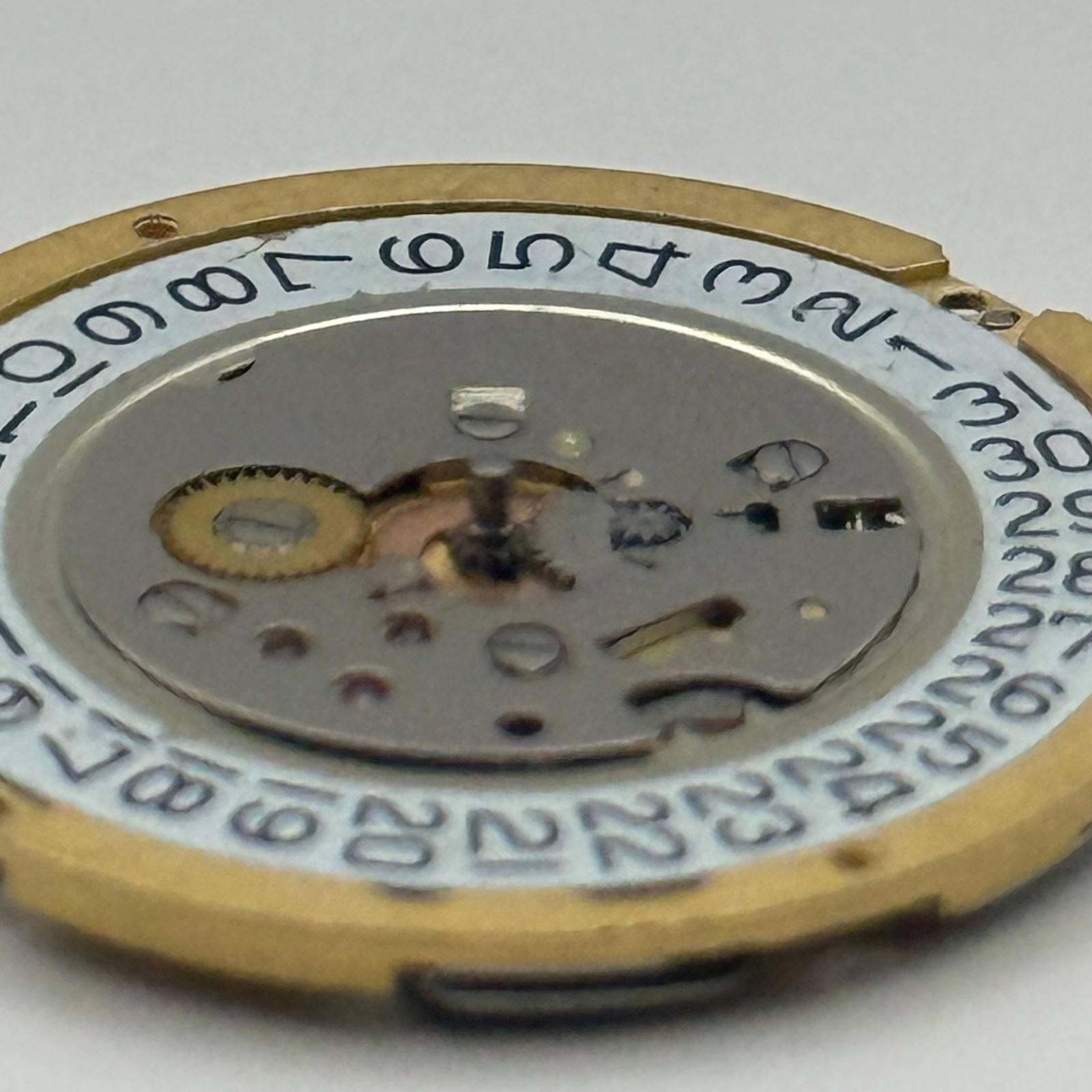 Ronda 1006 Watch Movement Quartz Swiss Date 8 Jewels Vintage Parts Repair 23.8mm