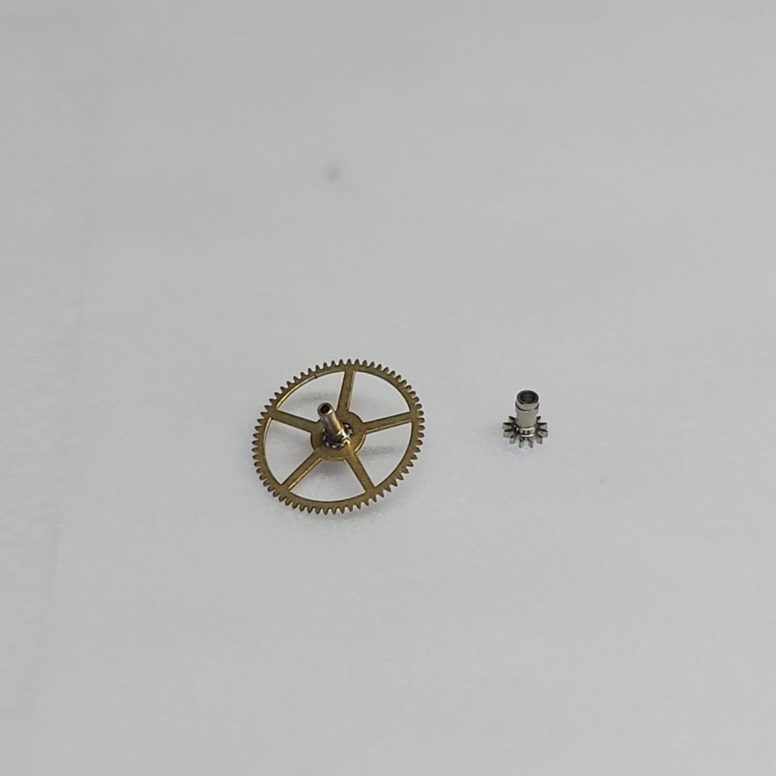 AS 1361 – Centre Wheel & Cannon Pinion, Height 2.0mm – 11.5”’ (AC300)