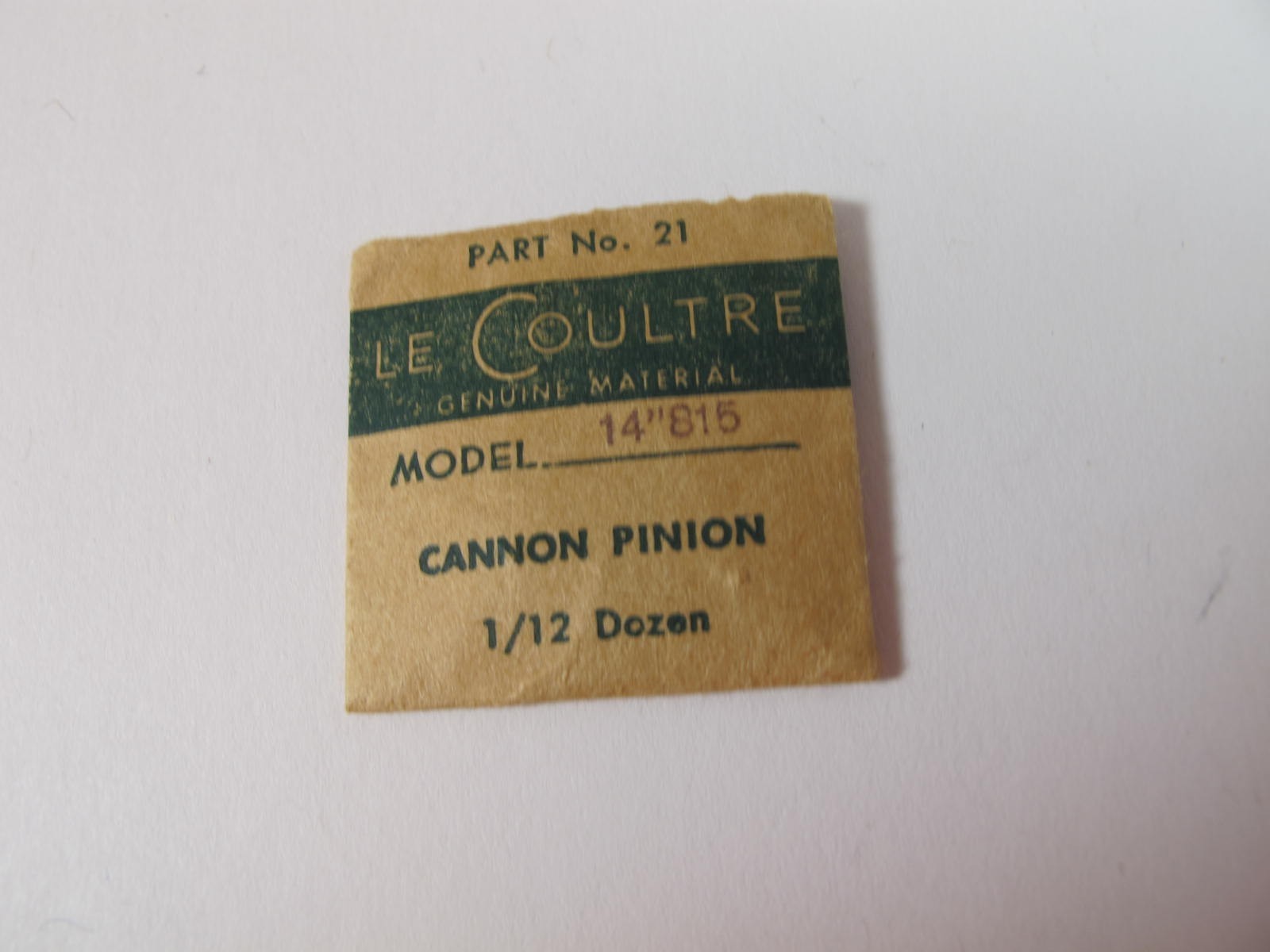 LECOULTRE 815 BUMPER MEMOVOX PART 21 OLD STOCK CANNON PINION