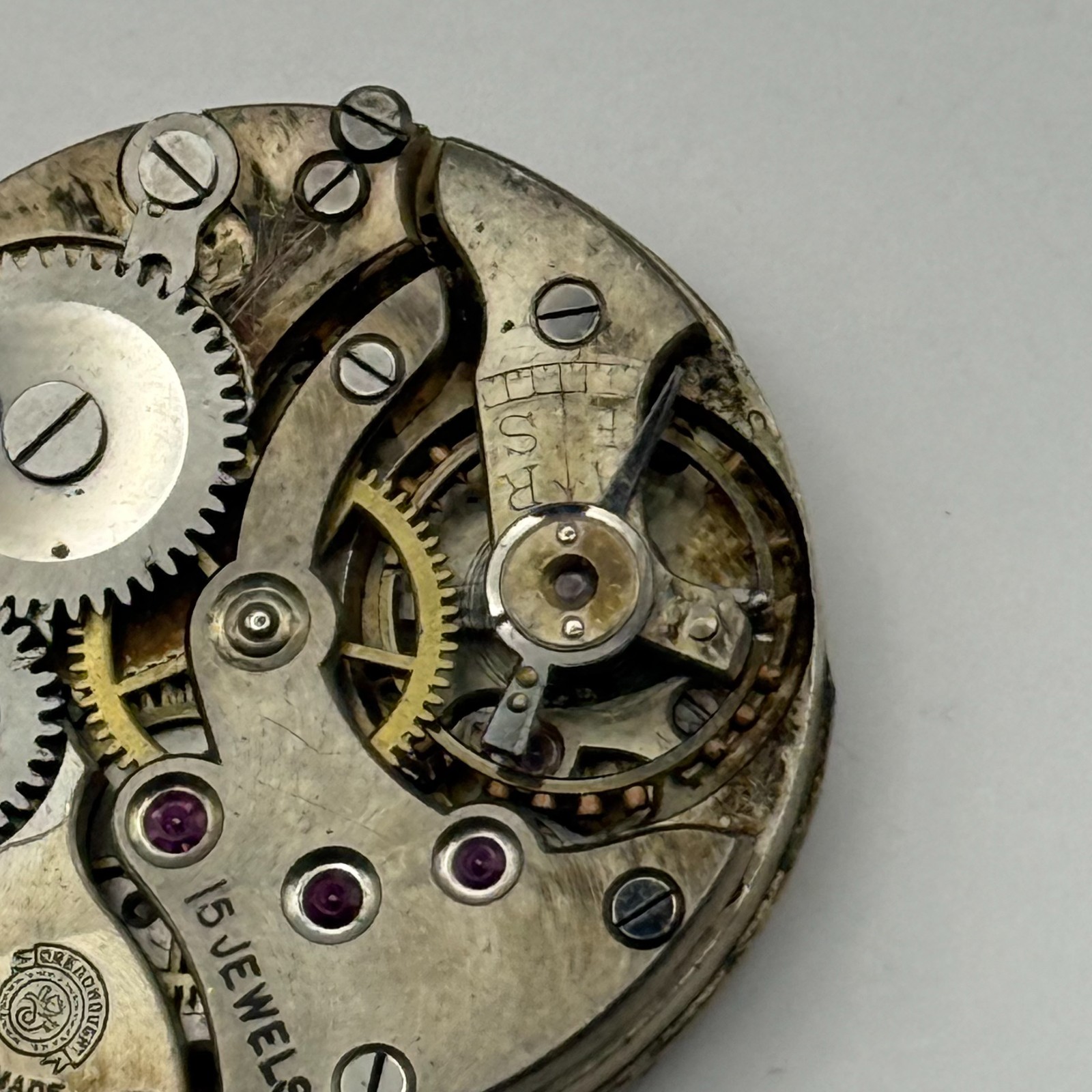 Dreadnought Watch Movement 15 Jewels Sub Seconds Manual Wind Vintage Parts 24.7m