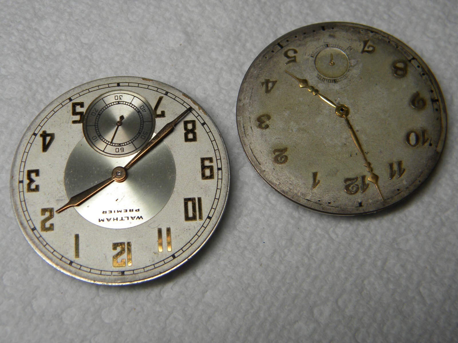 Pair Waltham Premier Colonial 17J 12S Pocket Watch Movements to Repair or Parts