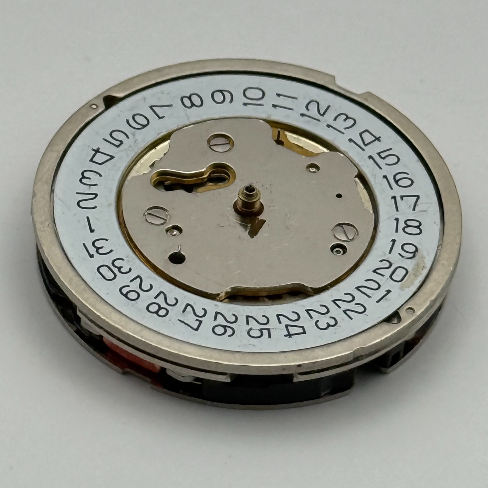 Ronda 5040.D Watch Movement Quartz Swiss Date 6 Jewels Vintage Parts 28.4mm
