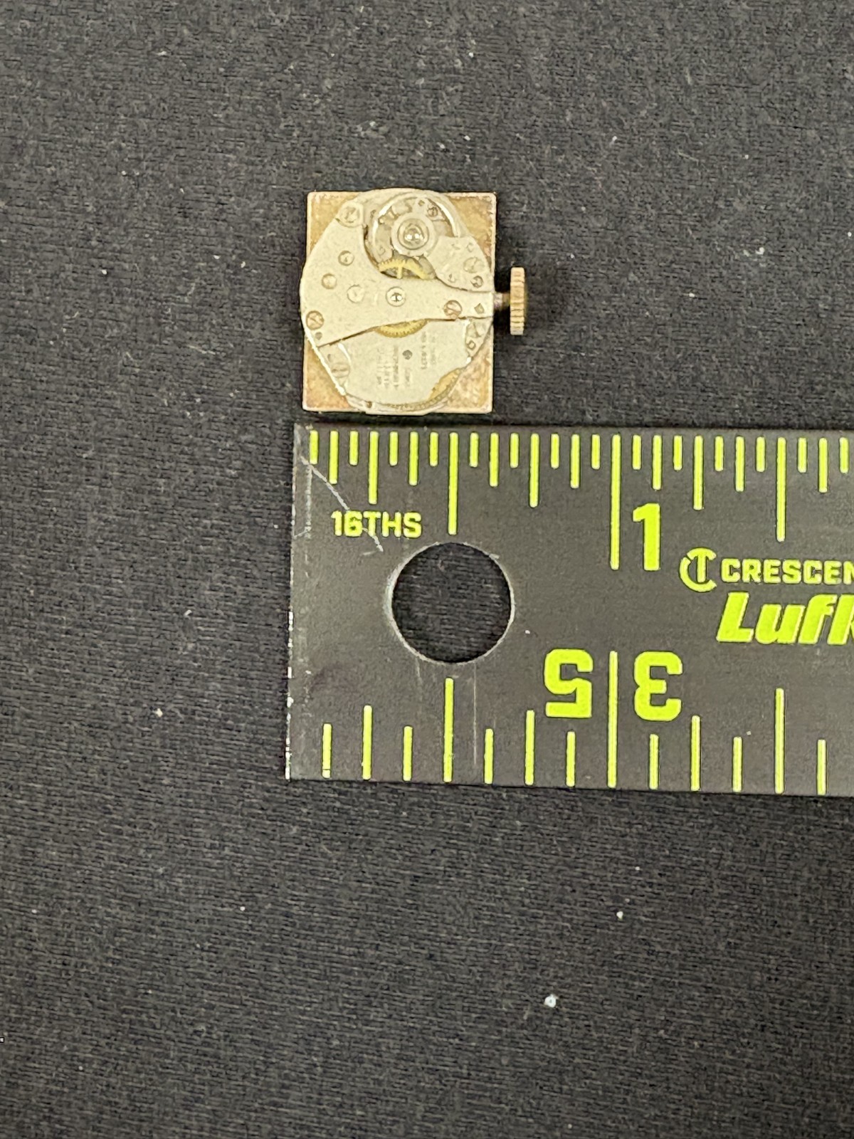 VINTAGE WATCH MOVEMENT FOR PARTS OR REPAIR SHEFFIELD SWISS MADE M1 SHOCK RESIST