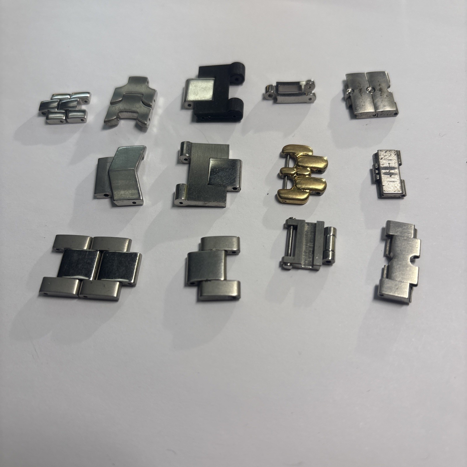 MOVADO ASSORTED LINKS (ALL AS IS)(PACKAGE DEAL)
