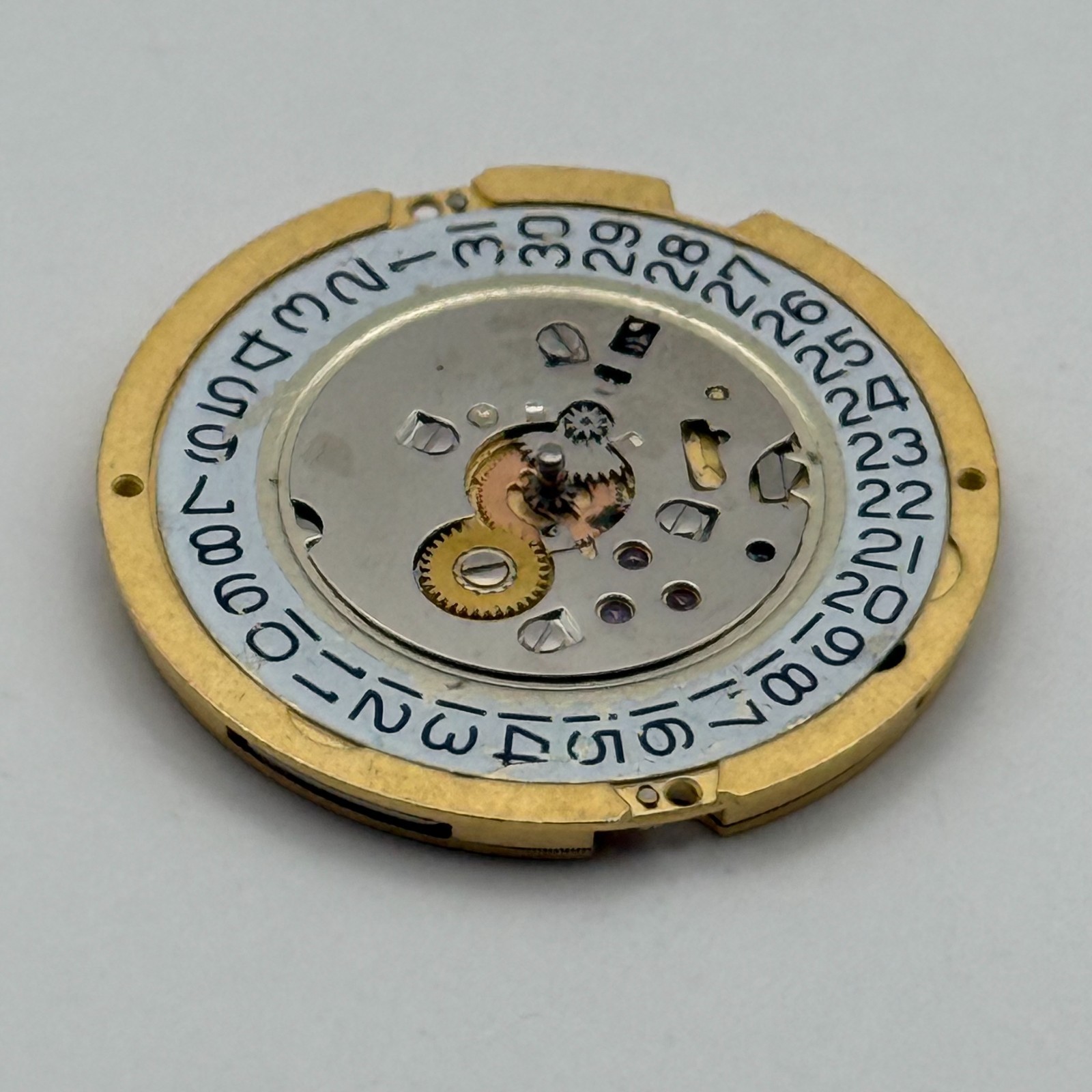 Ronda 1006 Watch Movement Quartz Swiss Date 8 Jewels Vintage Parts Repair 23.9mm