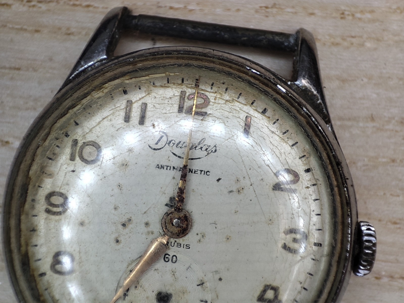 fef 190 douglas Watch movement – 29.4 mm – for parts and spares