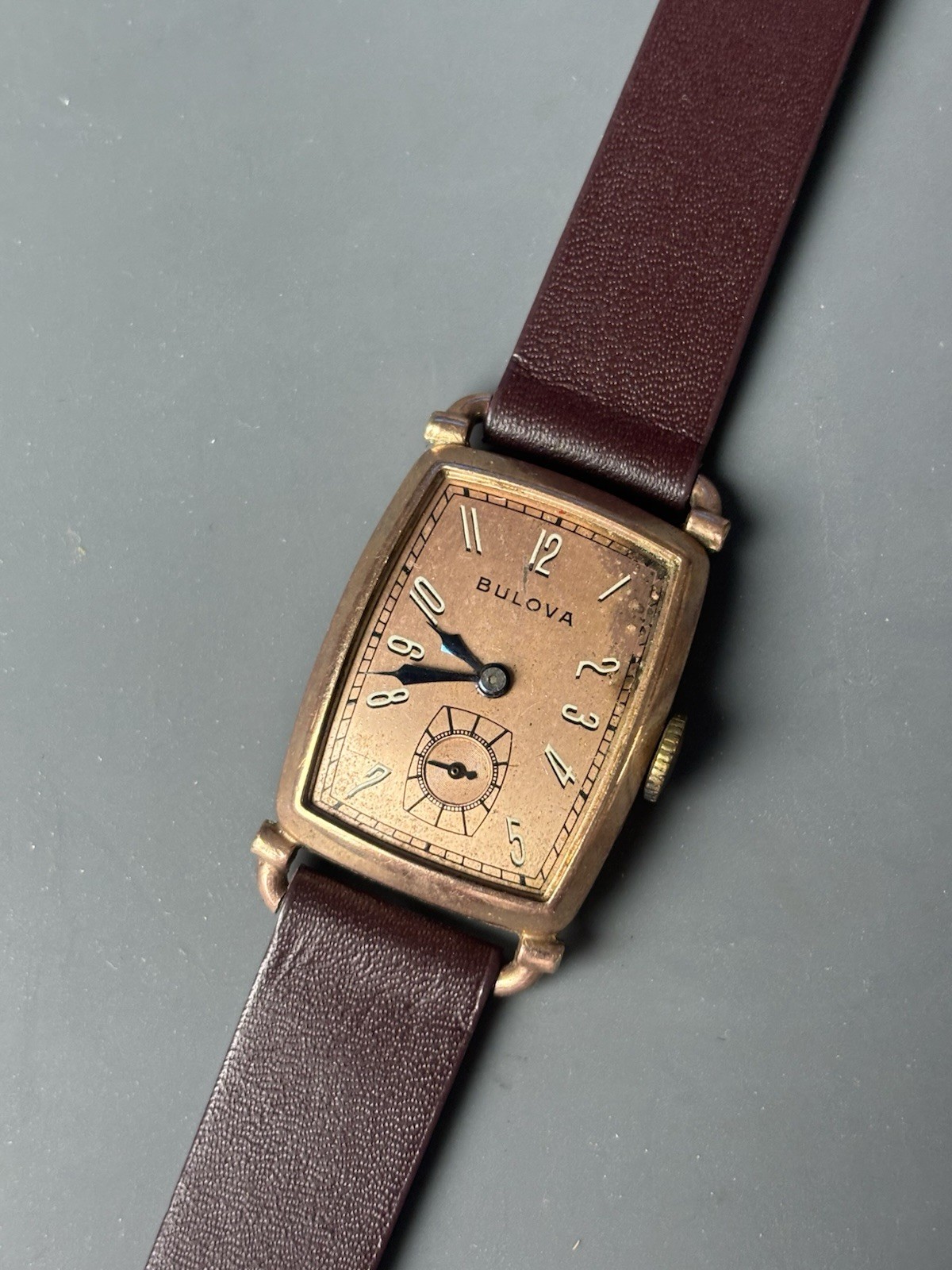 Vintage Bulova Manual Wind 17J 8AE Watch – Needs Crystal