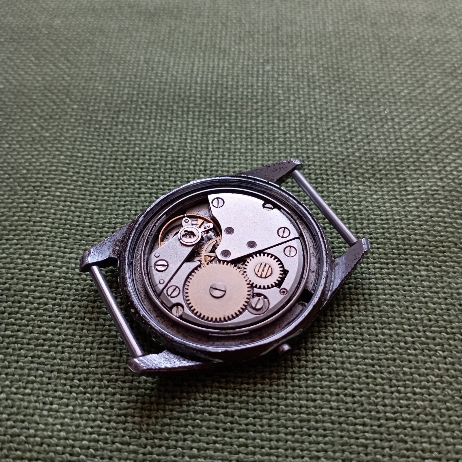 Raketa 2603 movement 16 jewels for parts