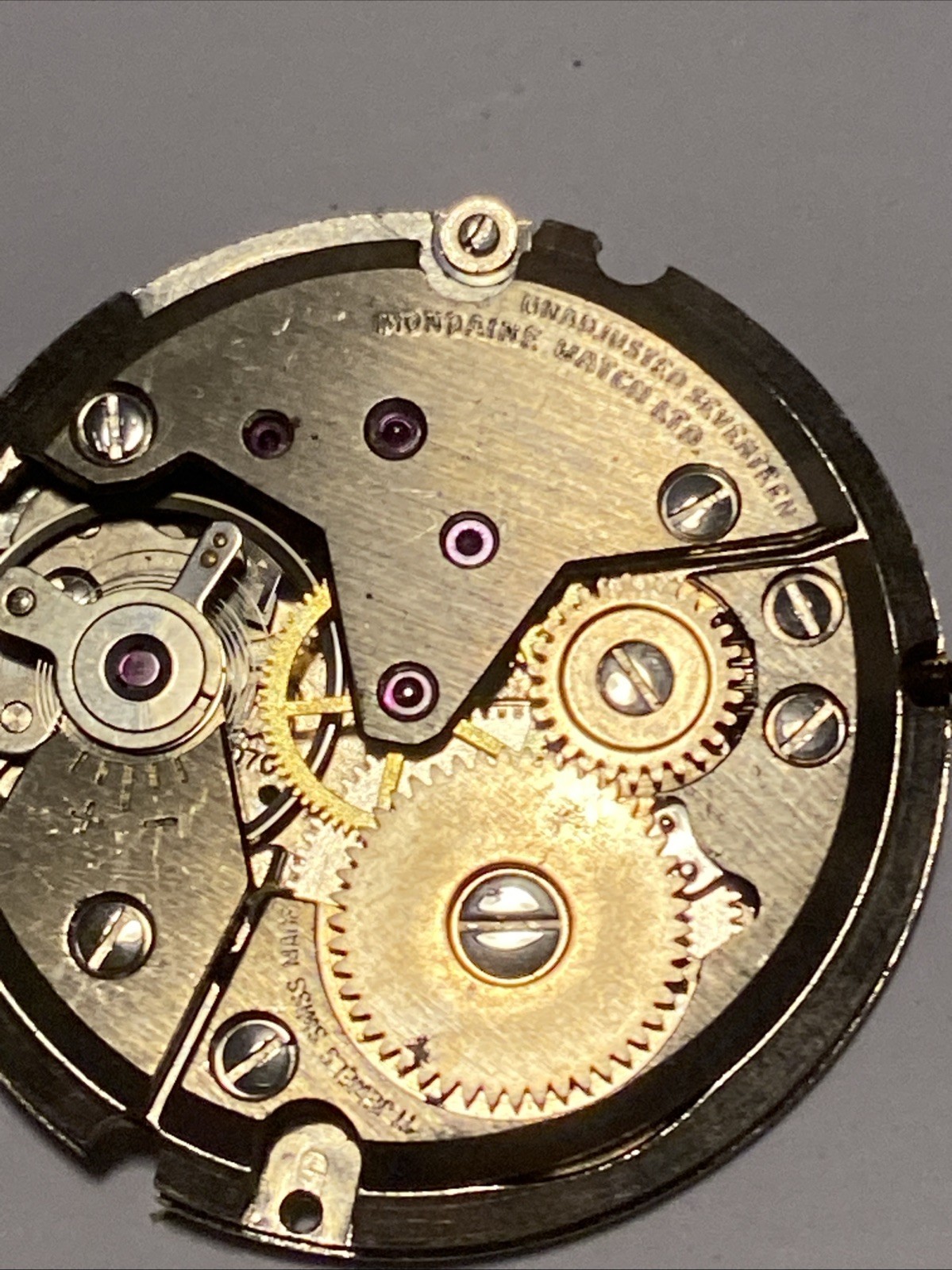 Mondaine Movement For Part/Repair 17 Jewel Peseux 7070 Runs