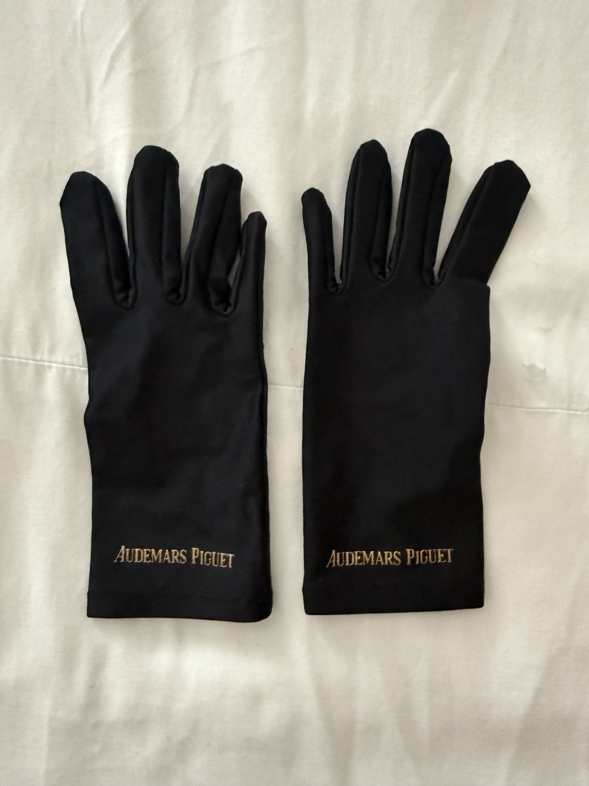 New Authentic Audemars Piguet AP Watch Glove Gloves Product Care Black Size XS