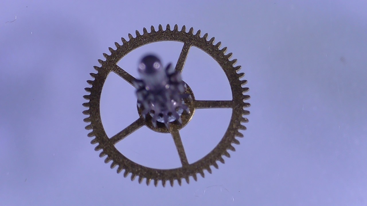 LIP T.18 Center Wheel Part 200, 4 mm Height, Gold Steel Brass