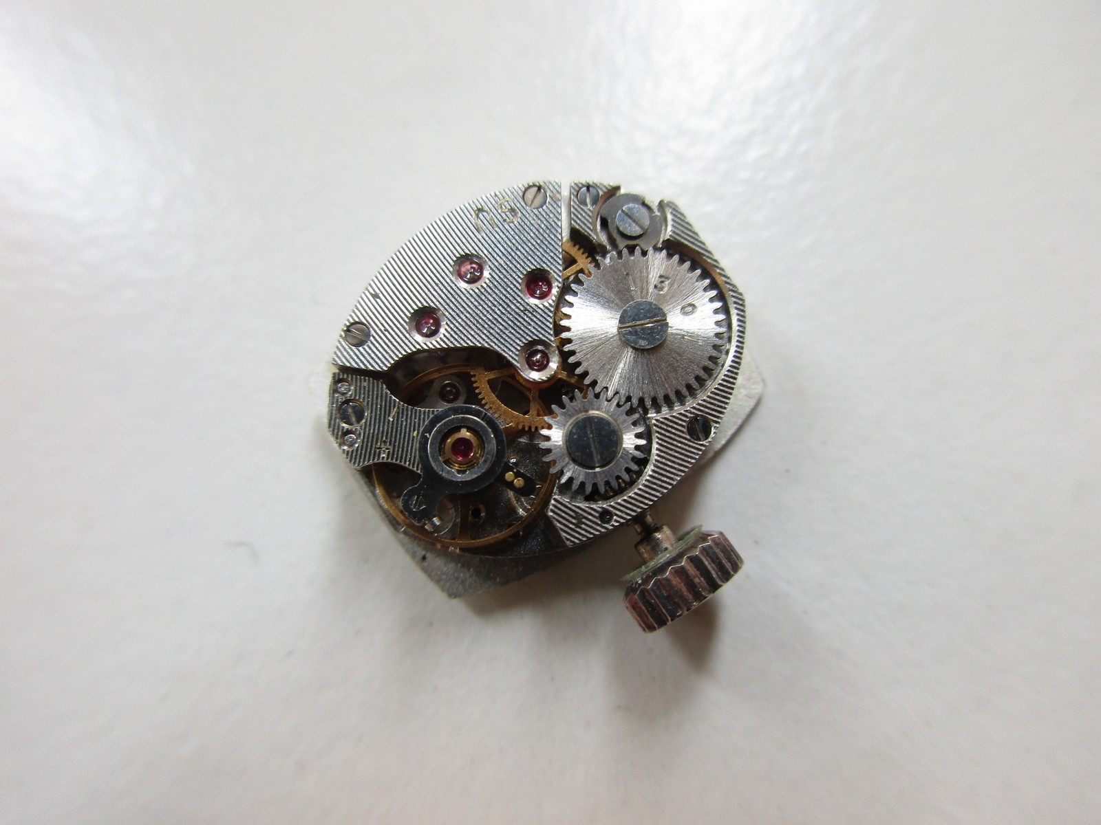 Chaika cal. 1301 Russian watch movement – running