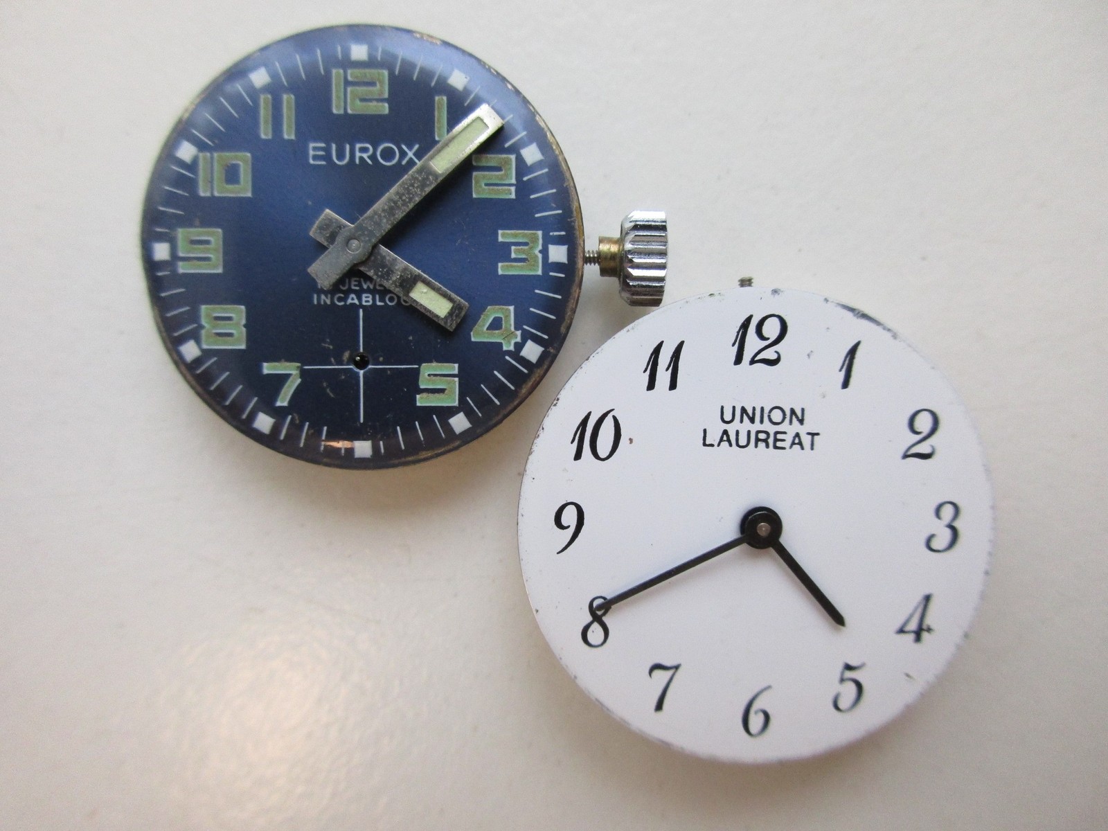 FE France Ebauche cal. 233-60 watch movements (2 pcs) – running
