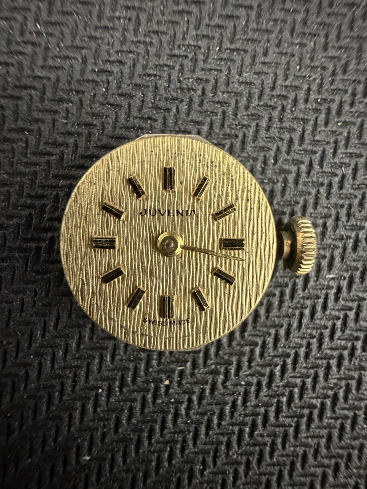 Vintage Juvenia 1035 17 Jewels Ladies Watch Movement Swiss Bark Dial For Parts