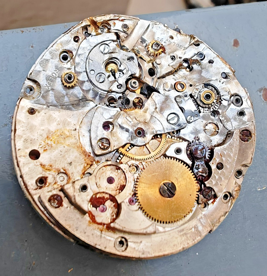 Orig ROLEX Sky-dweller movement CAL 9002 damaged incomplete crushed