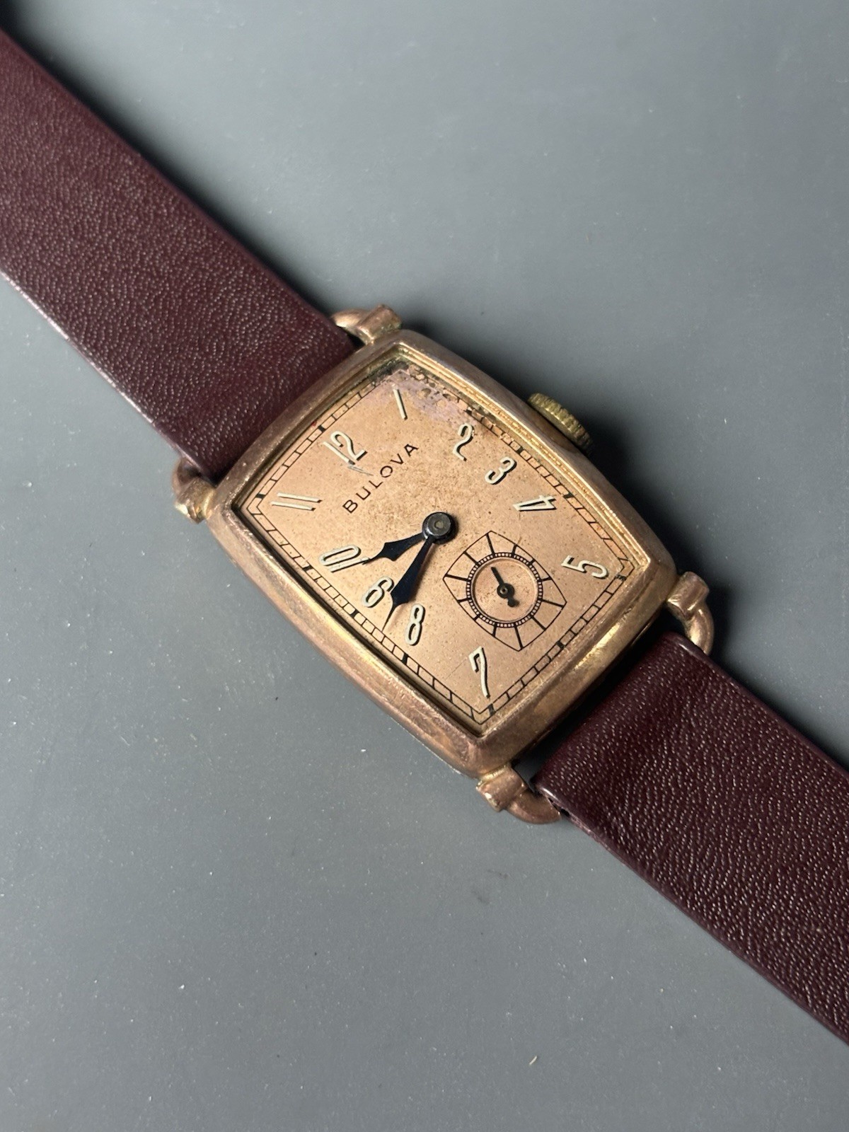 Vintage Bulova Manual Wind 17J 8AE Watch – Needs Crystal