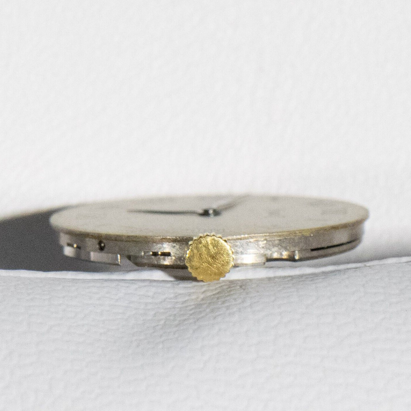 Pre-owned Mechanical Movement Piaget 9P with Dial and Hands
