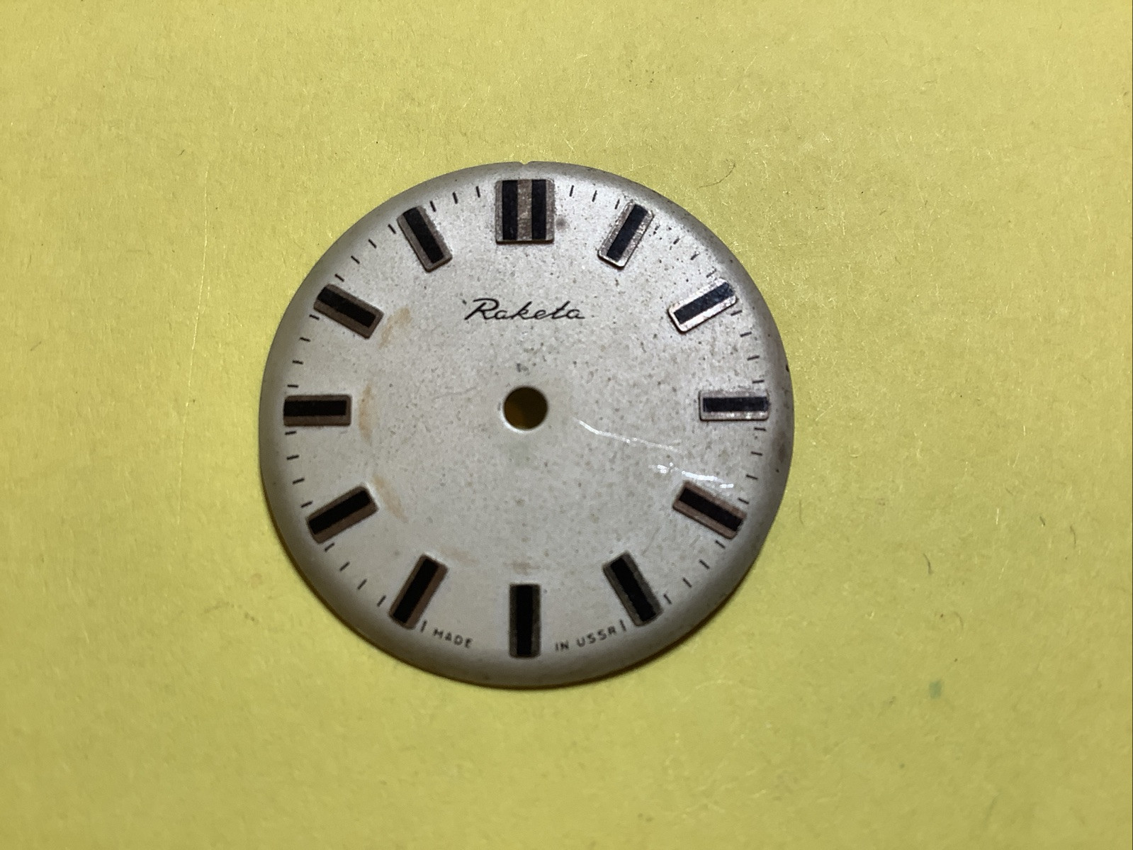 CLASSIC WATCH PARTSREFURBISHED. RAKETA 2609HA Dial. 29mm Diameter Type 8