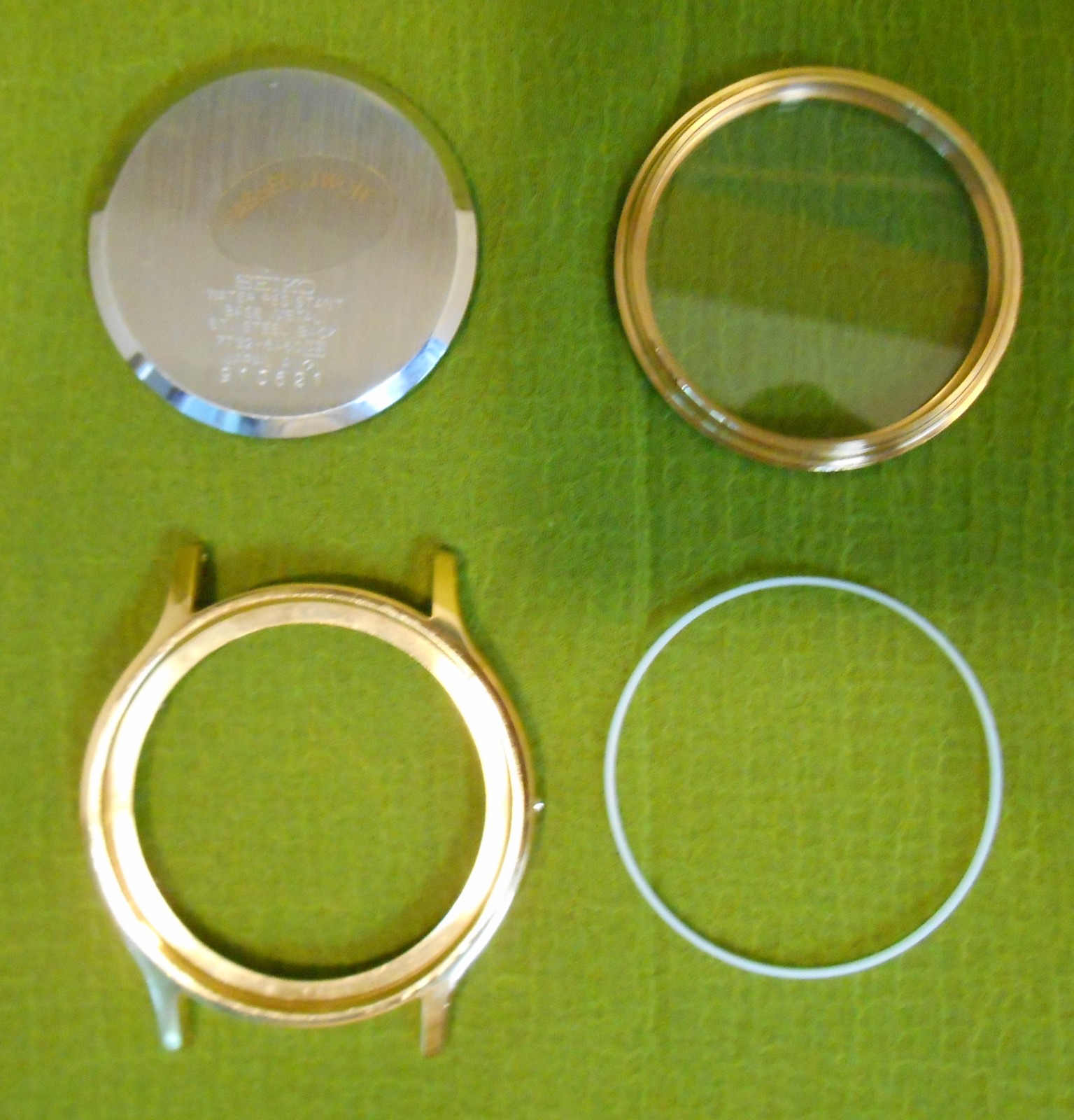NOS Seiko 7T32-6A50 Case Back, Bezel Crystal Gasket Gold Wrist Watch Body Time