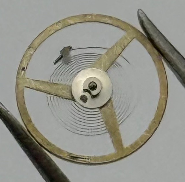 ST 69-21 Balance Wheel Complete And Spring Renata 1509 Watch Movement Parts NOS
