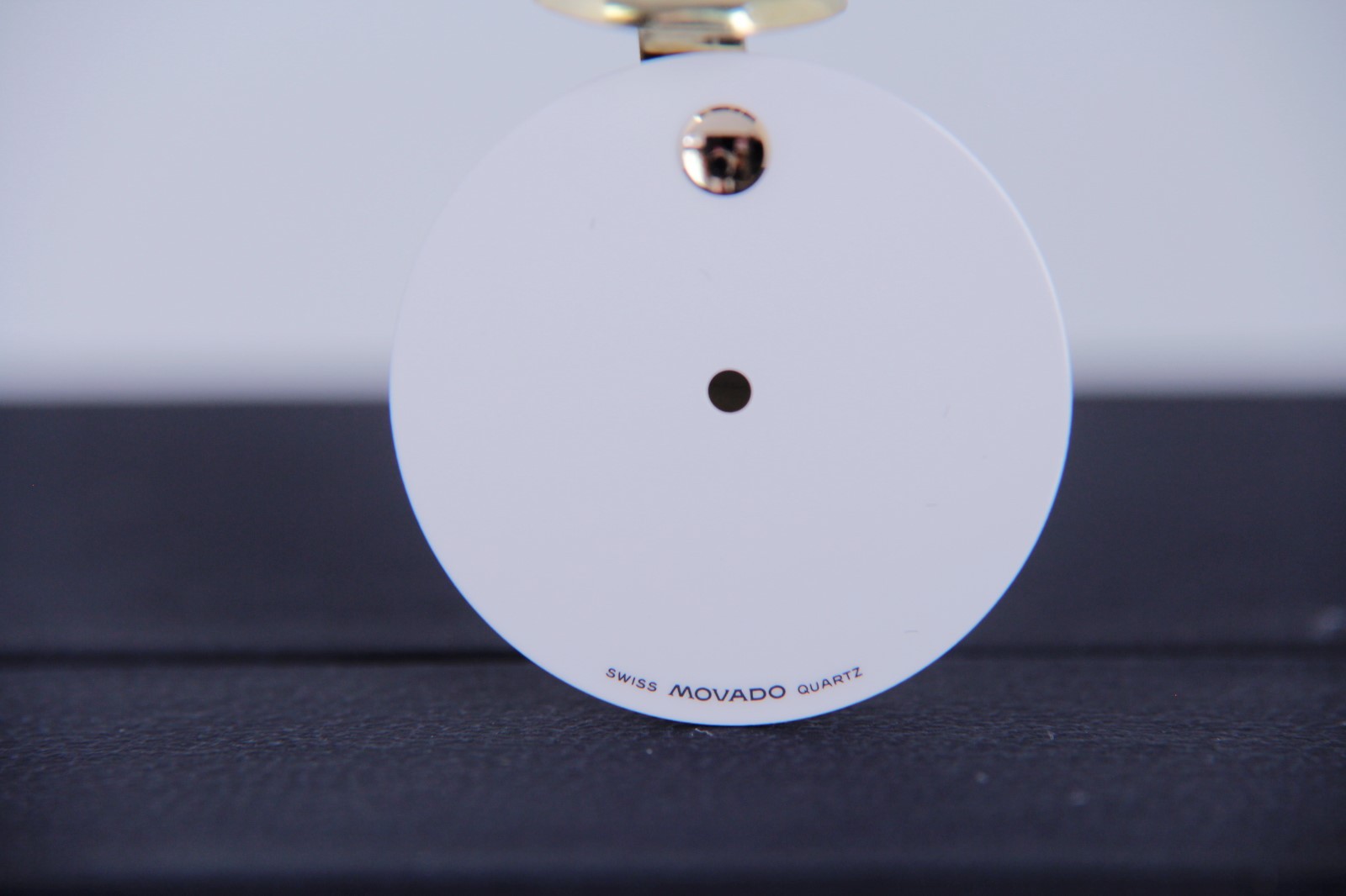 MOVADO MUSEUM Dial in While Color. Ref: 8733865. 24.5mm Diameter