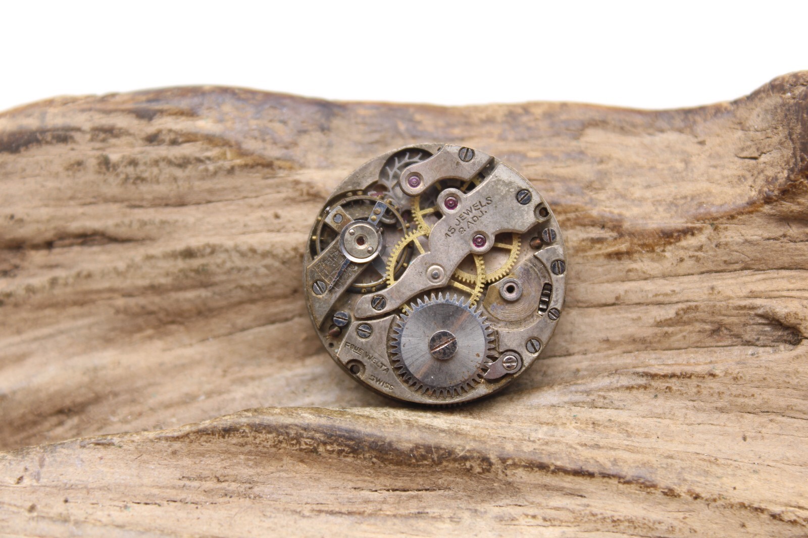 FOVE WELTA SWISS WATCH MOVEMENT 15j 23.4mm FOR REPAIR (KF3)