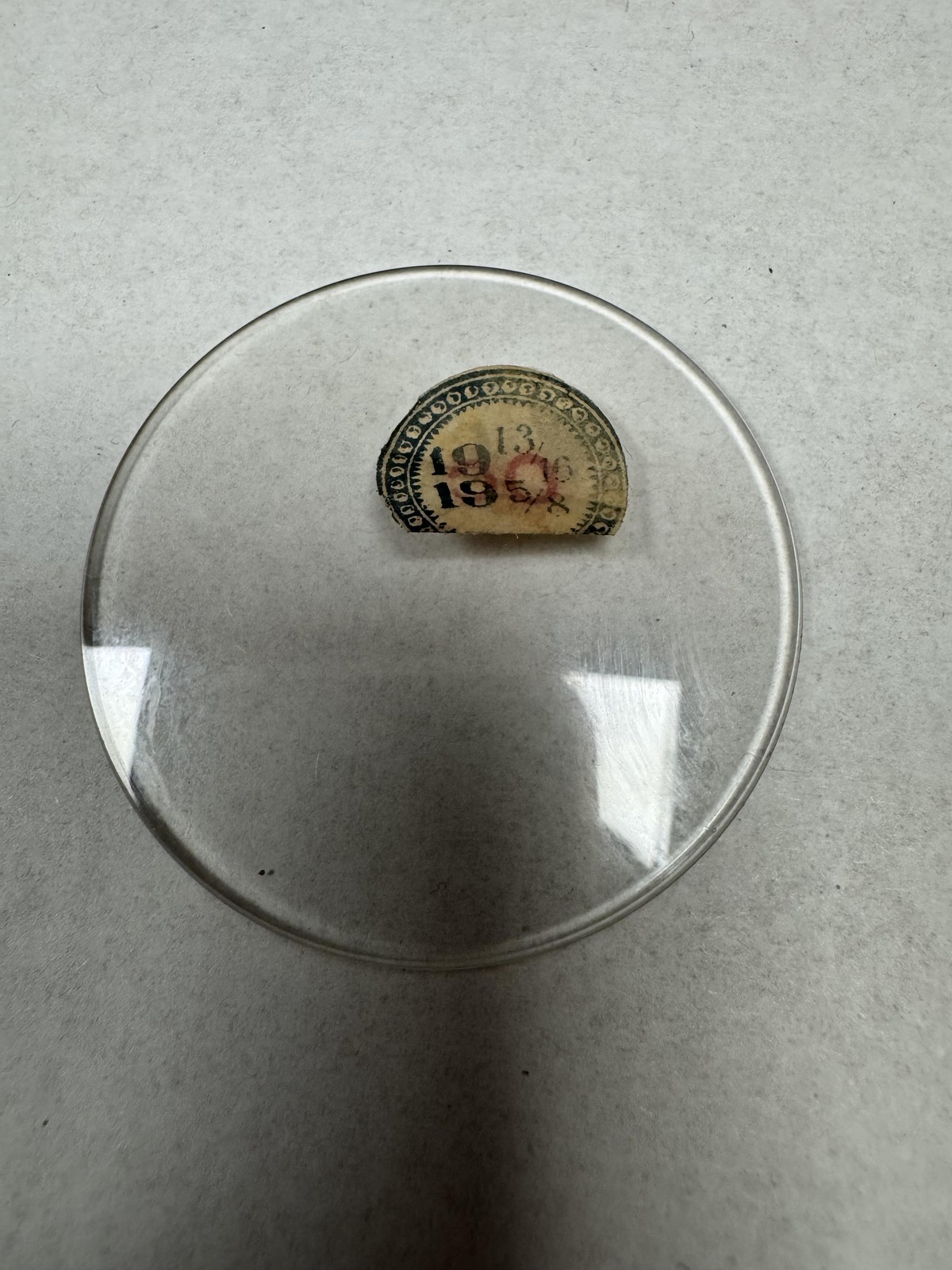 VTG Unmarked Pocket Watch Mineral Crystal Domed 19 13/16 19 5 44.87mm Clear Lens