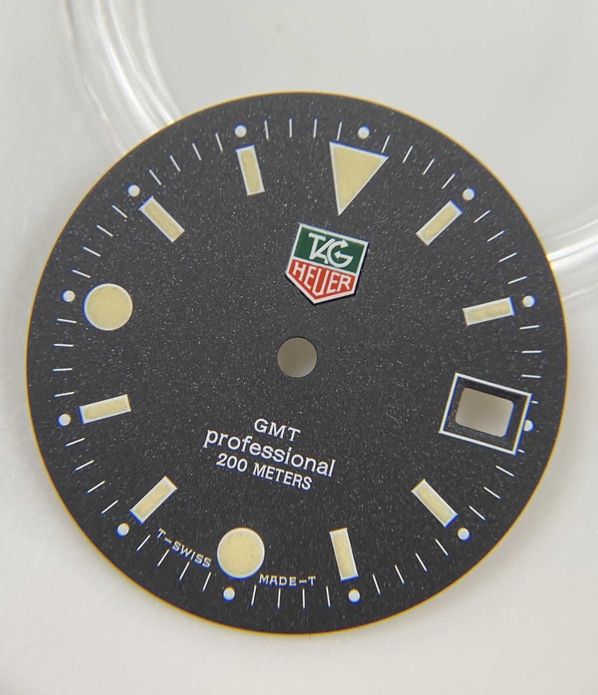 Original Tag Heuer 1500 Series GMT Professional 200m 159.306 Black 28mm Dial