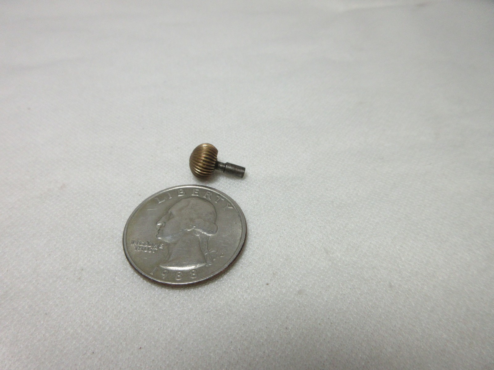 VINTAGE GOLD FILLED /PLATED 8.1 MM POCKET WATCH CROWN WINDER WATCHMAKERS PART #4