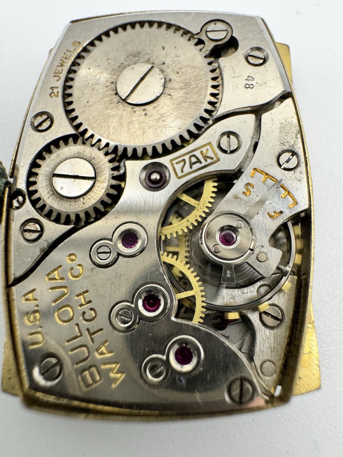 Vintage Bulova 7AK 21 jewel wrist watch movement with stem & crown