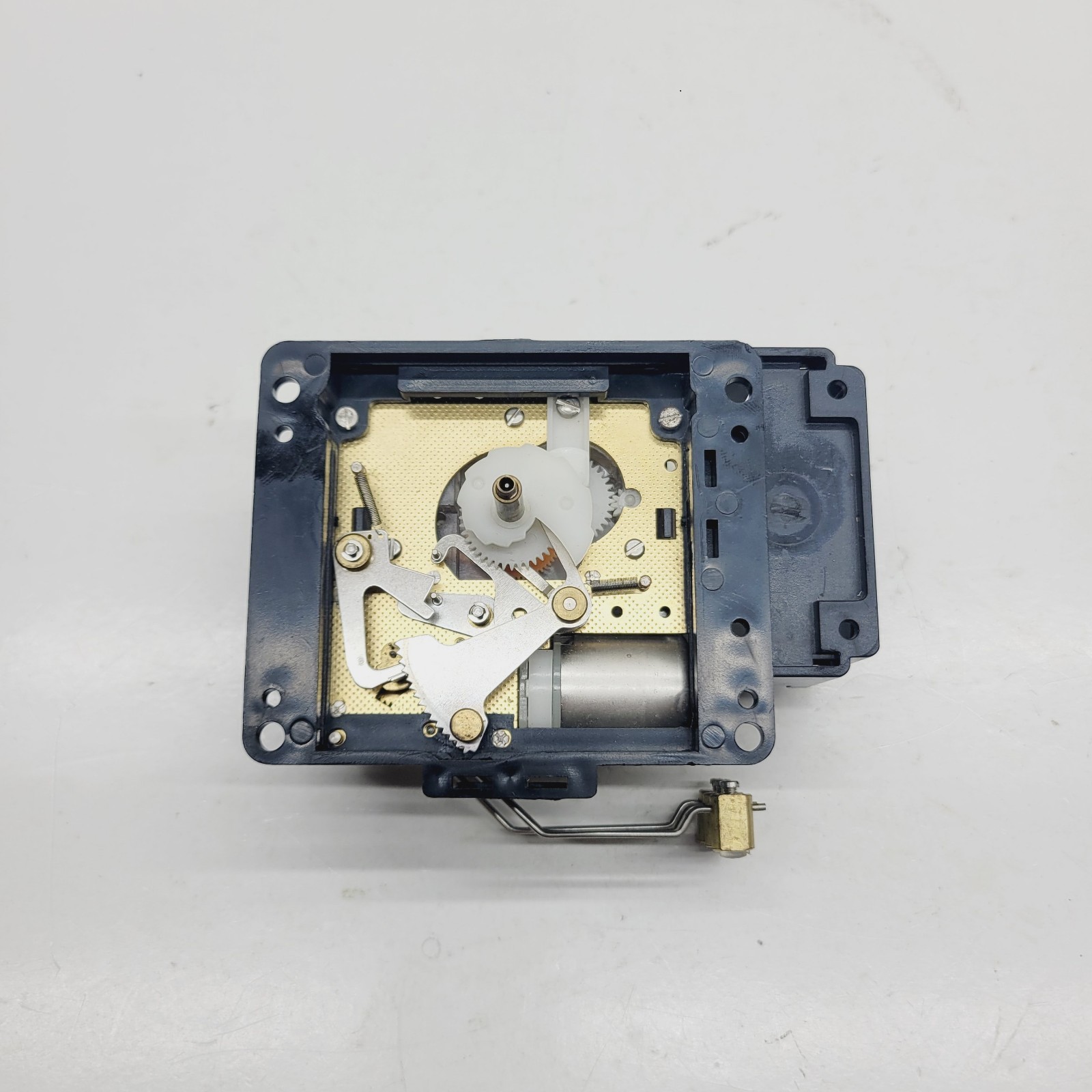 1982 Herlme 557-010 Quartz Movement Tested Working