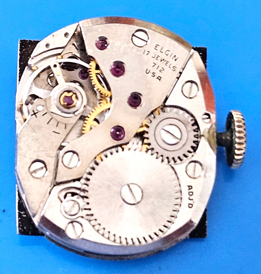 ELGIN 712 17J Watch Movement (REMOVED FROM GOLD CASE/BALANCE RUNS) lot76