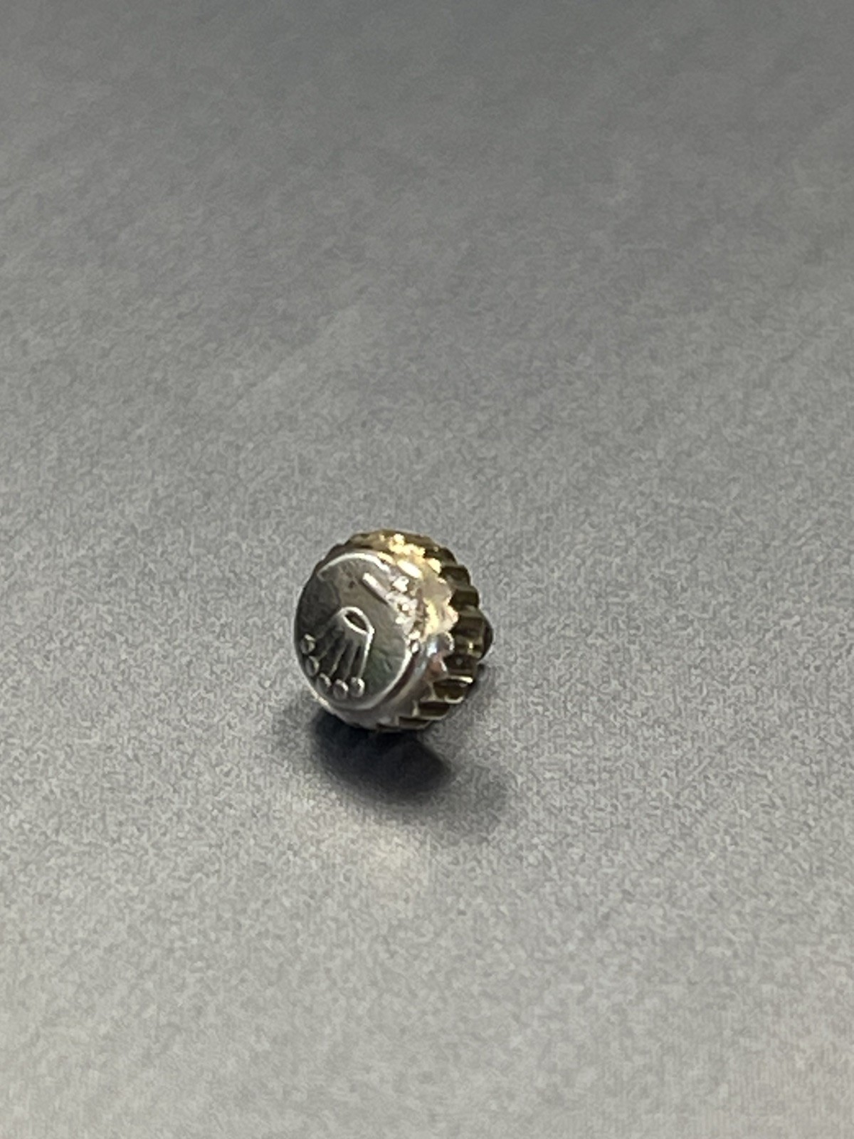 (Scratched) ORIGINAL ROLEX GOLD CROWN 241 24-530-8