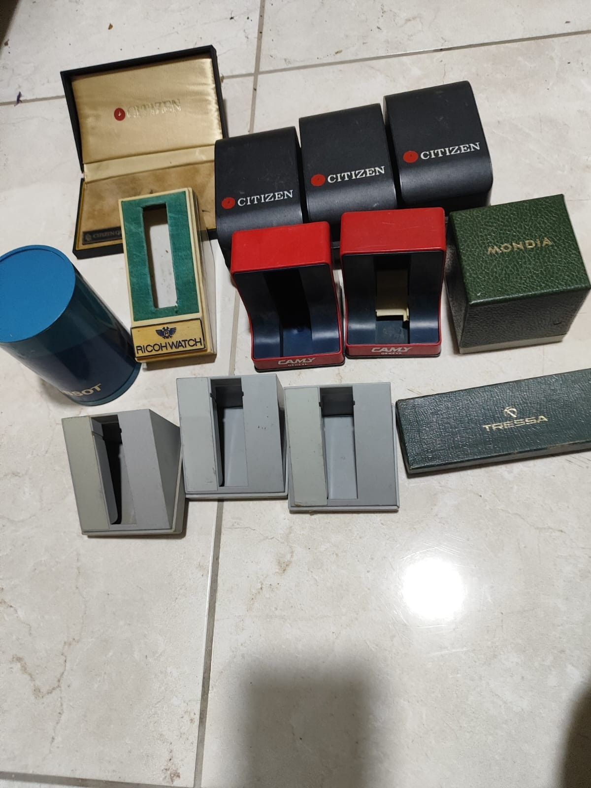 Vintge LOT LOT BOX Watch Citizen /zenith/ Ricoh /Camy/PARTS FOR PARTS NOS