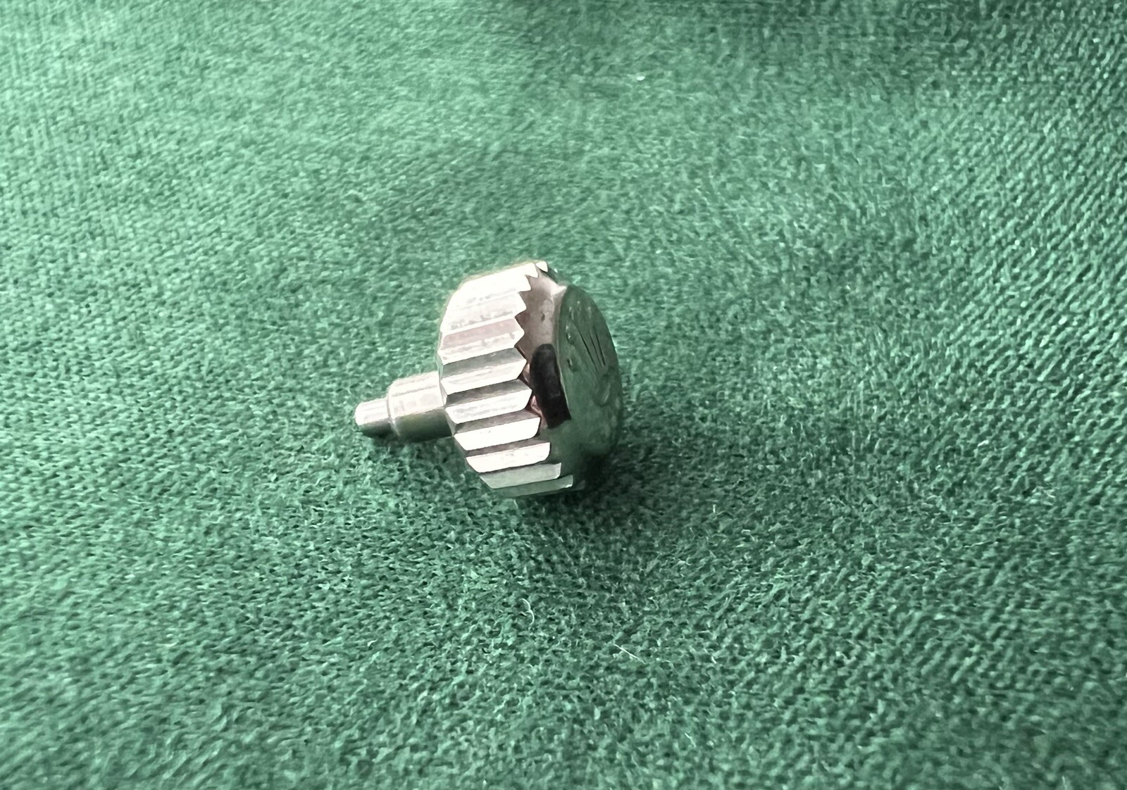 Genuine ROLEX 24-704-0 7mm Steel Watch Crown for Submariner & Daytona – OC#766