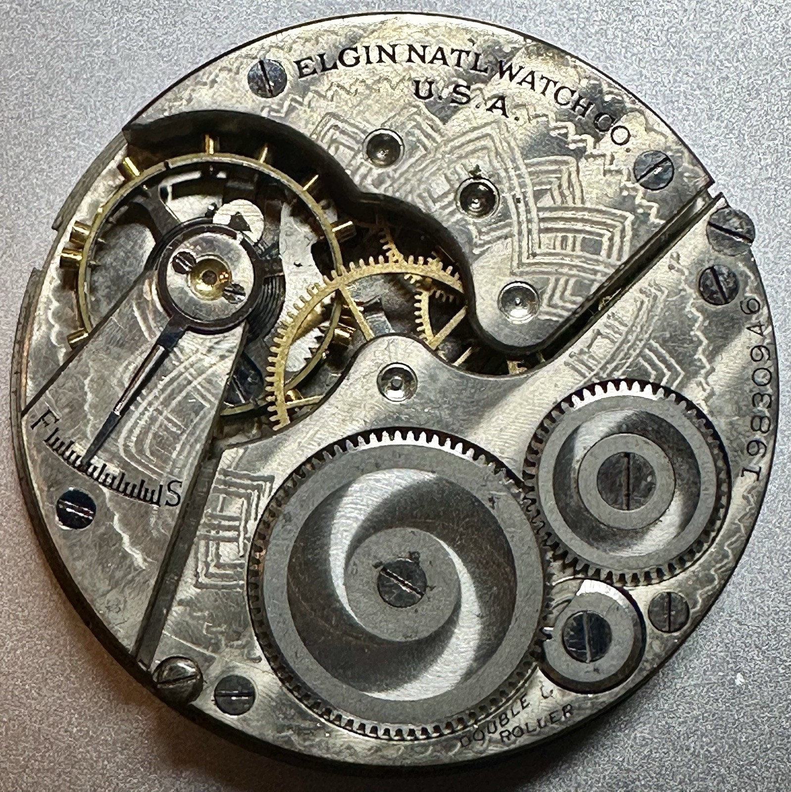 1917 ELGIN 16S Gr. 290 M. 6 7J POCKET WATCH MOVEMENT For Parts Repair E8