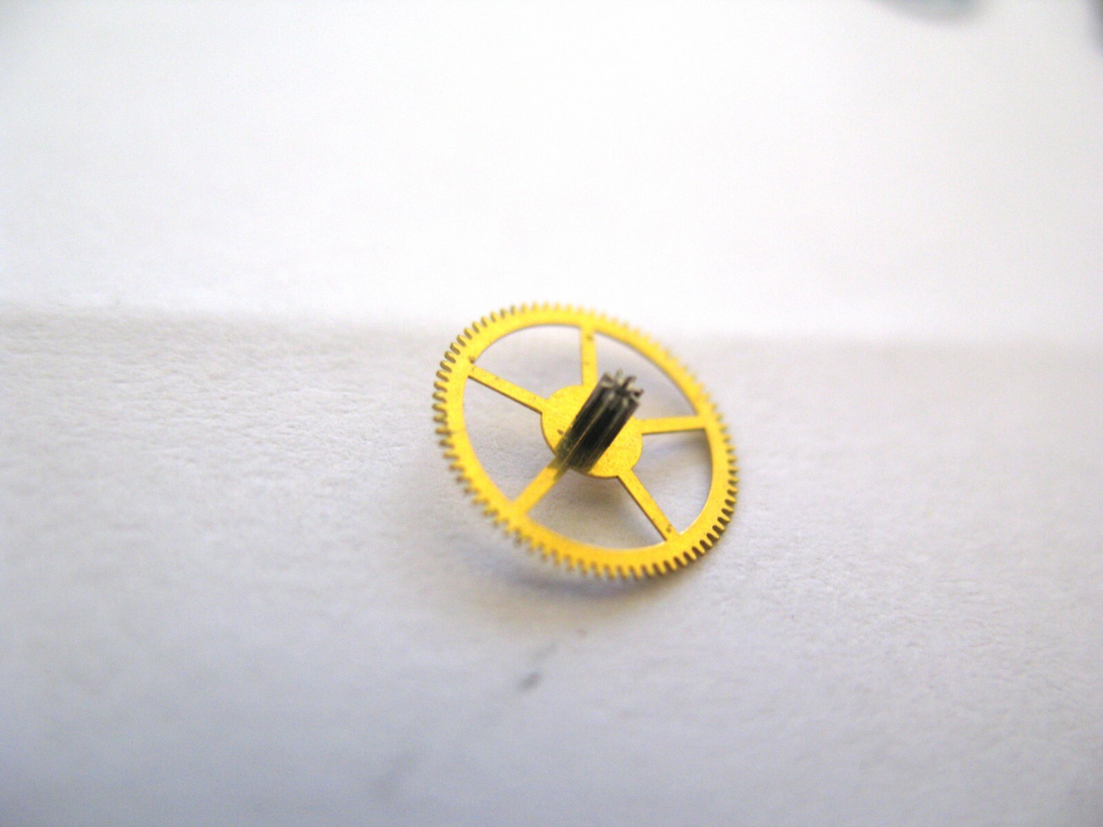 MOVADO 531,536,538 KINGMATIC ASSORTED MOVEMENT PARTS
