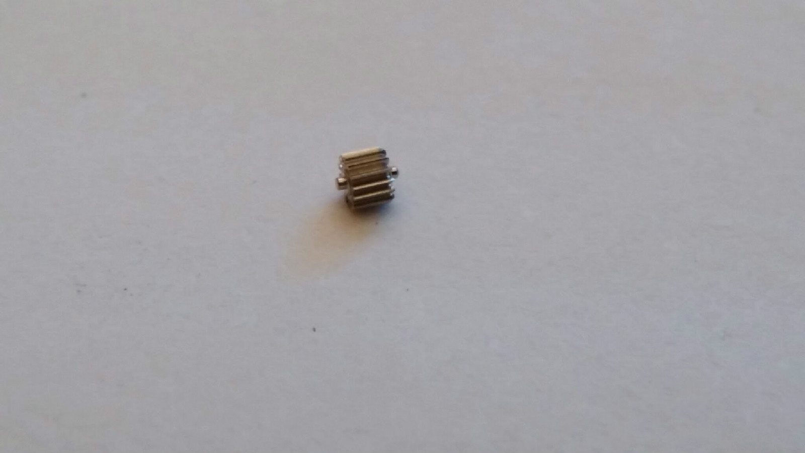 Le Coultre WATCH PARTS 910, 911, 916 watch part 7294 setting wheel – vintage