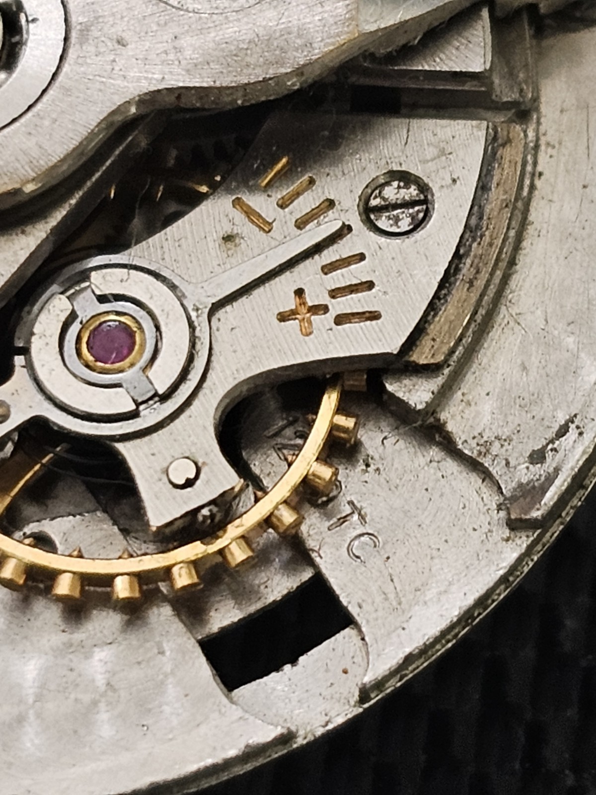 VINTAGE ETERNA- MATIC AUTOMATIC WATCH MOVEMENT RUNS 1249TC