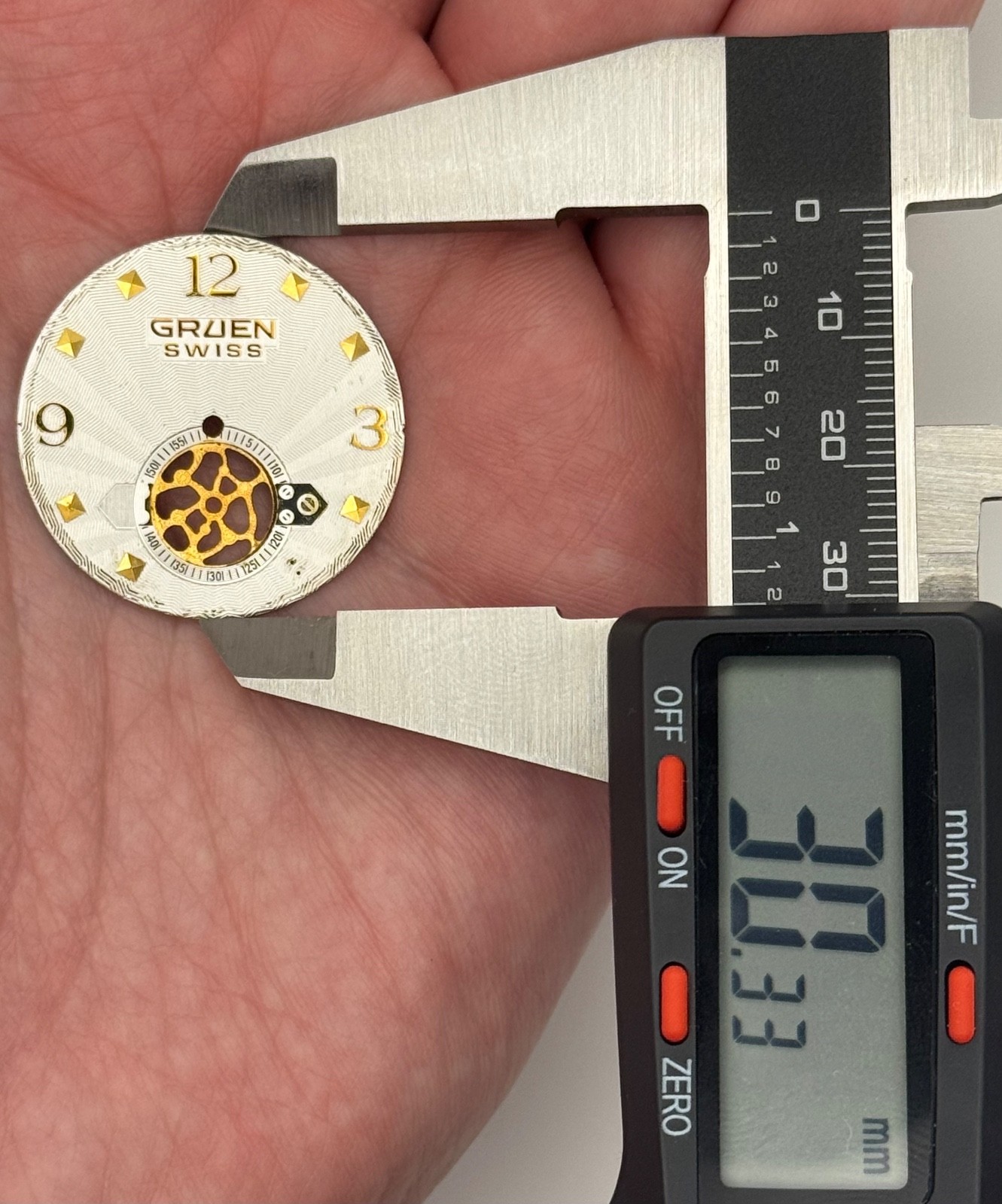 UNIQUE 30mm Gruen Swiss ‘Open Heart’ Watch Dial w/Raised Gold Indices – READ!