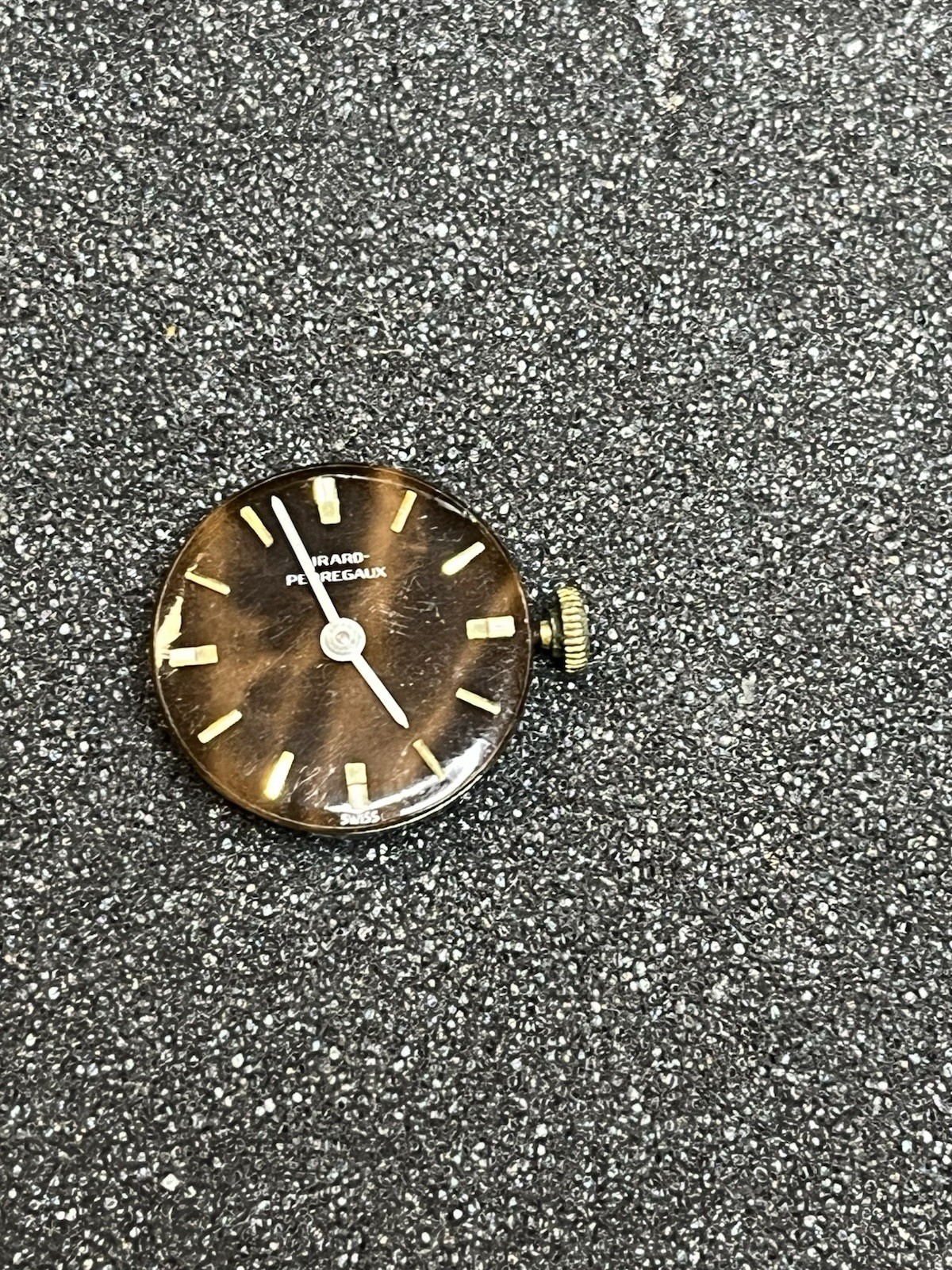 Girard Perregaux movement cal. 792-229 distinctive tiger eye dial Face Works
