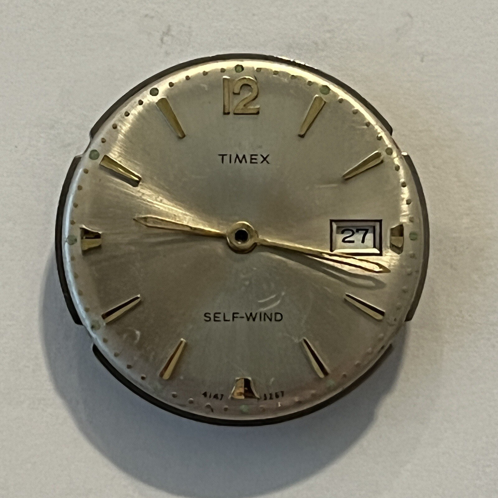 1960’S TIMEX SWISS WIND-UP MEN’S WATCH 4147-3267 WITH DATE MOVEMENT & DIAL PARTS
