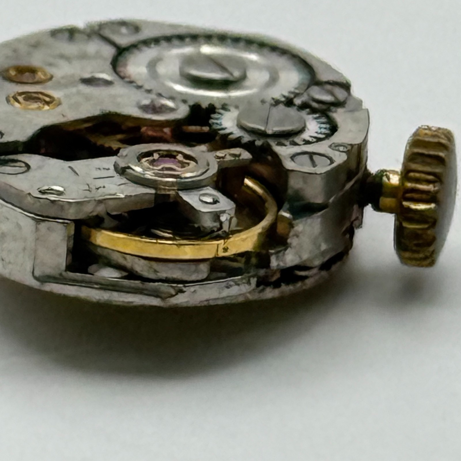 Seiko 10M Watch Movement Diashock 17 Jewels Ladies Vintage Parts Repair 15.7mm