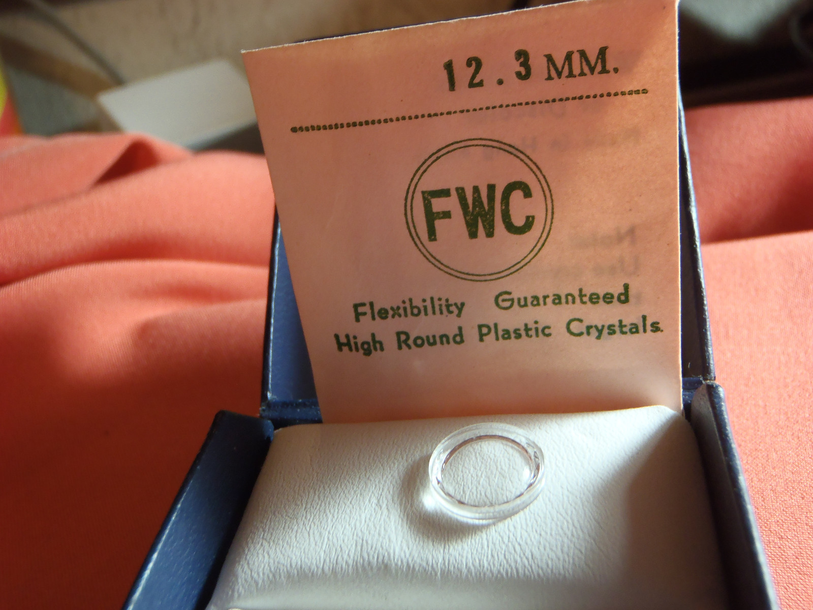 FWC HIGH ROUND Diamond Edge PLASTIC WATCH CRYSTAL 12.3MM NOS